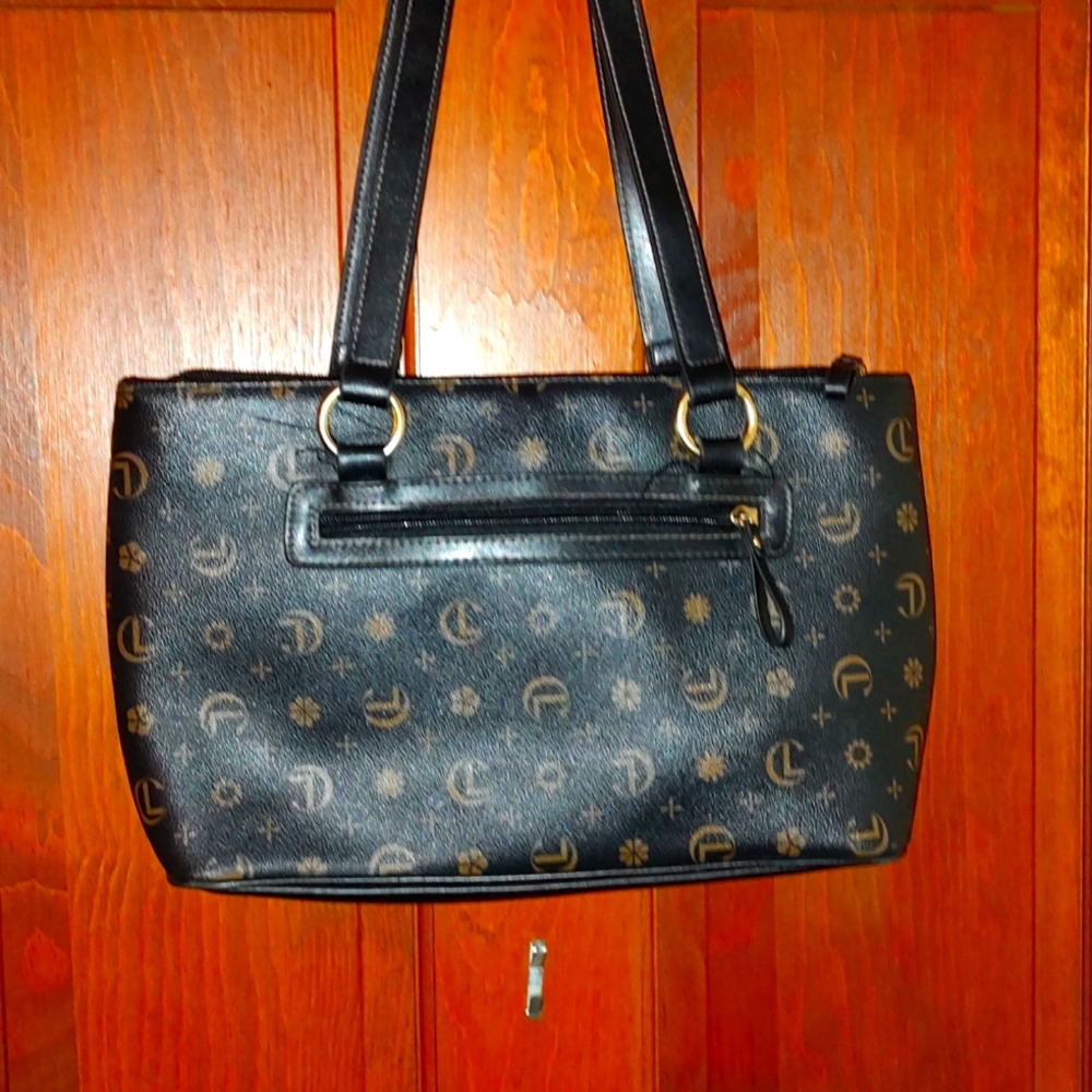 Stylish purse